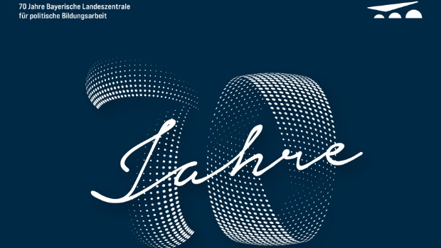 Jubiläums-Logo der BLZ: eine große weiße 70, die aus weißen Punkten besteht auf dunkelblauem Hintergrund. Davor in altmodischer Schreibschrift das Wort 