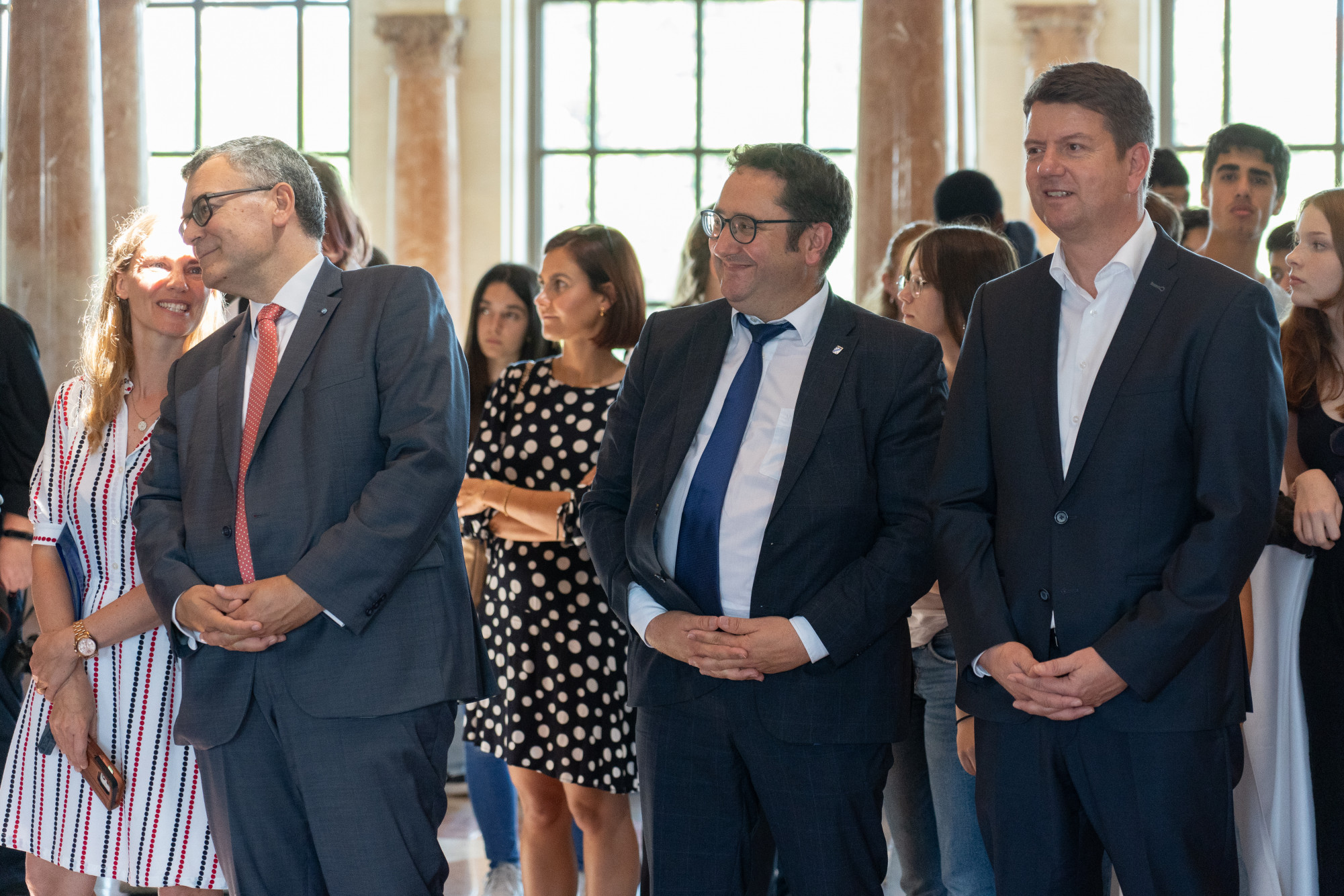 Staatsminister Dr. Florian Herrmann, Tobias Gotthardt, M.A., Staatssekretär für Wirtschaft, Landesentwicklung und Energie und Sandro Kirchner, Staatssekretär im Bayerischen Staatsministerium des Innern
